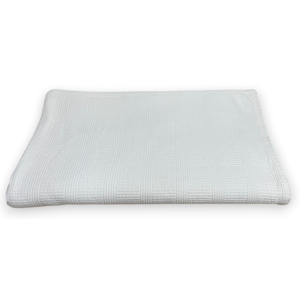 LL Bean Vintage Matelasse Coverlet Quilt Bedspread White King Portugal Textured